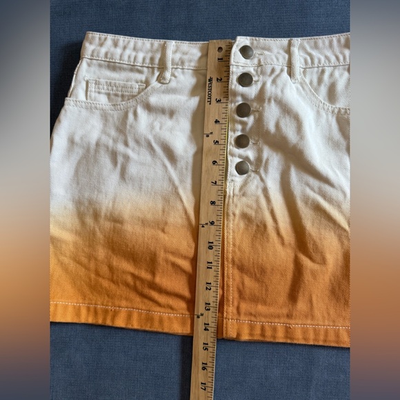 Forever 21 Denim Mini Skirt Women’s SZ L Orange Tie Dye Button Front Pockets Y2K - Picture 7 of 7